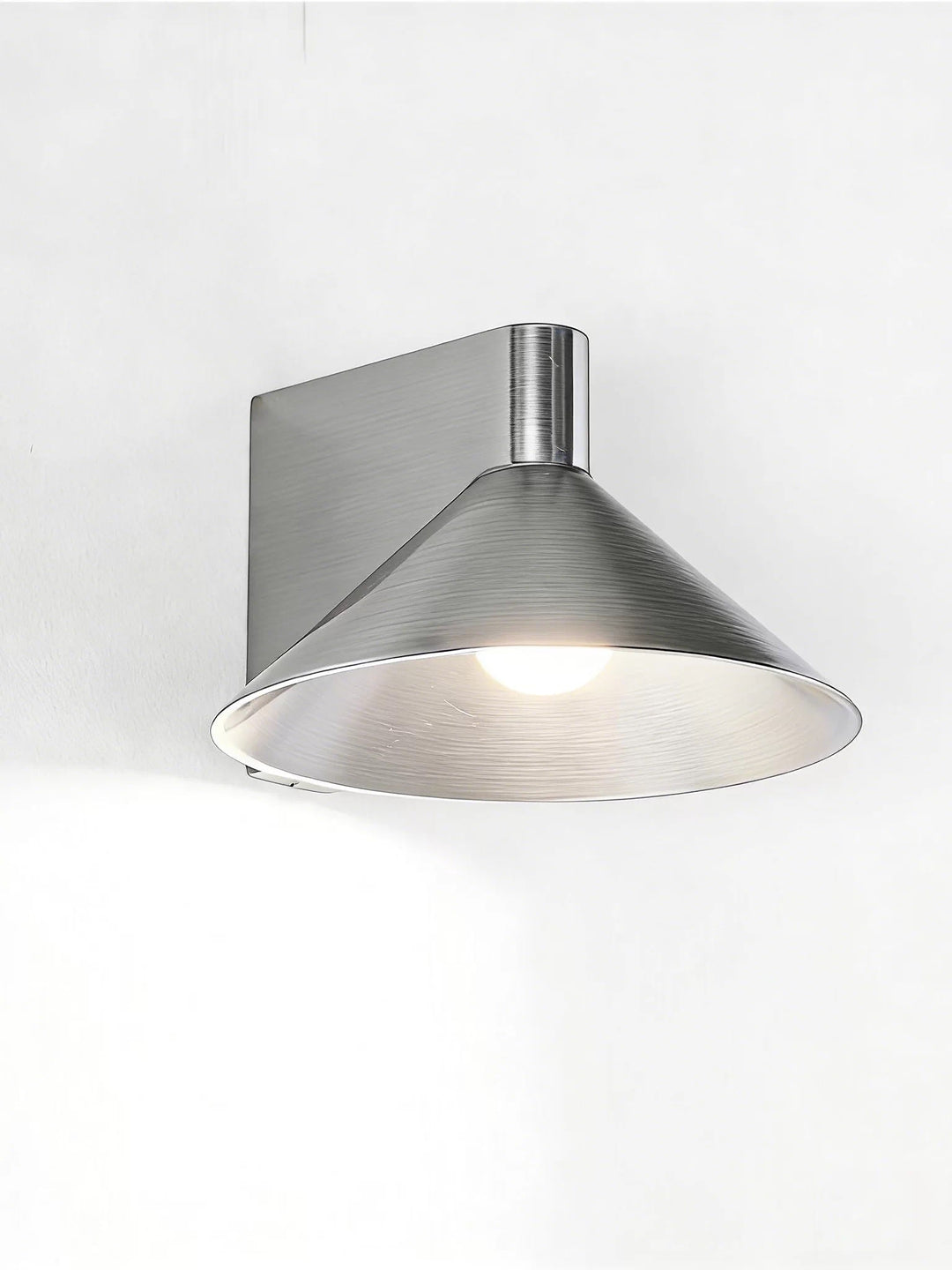 Apollo Sconce - D19