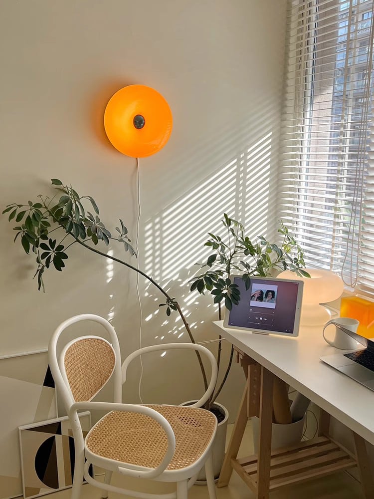 Varma LED Table / Wall Donut Lamp