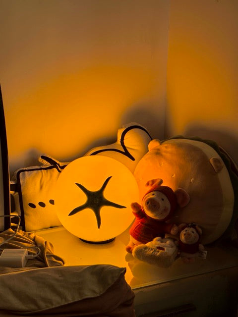 Tomato Glass Table Lamp