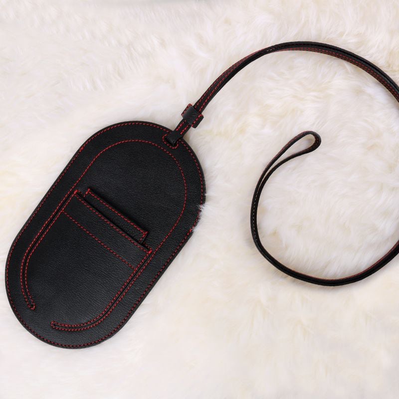 In-the-Loop Phone To Go In Goat Leather | Phone Pouch