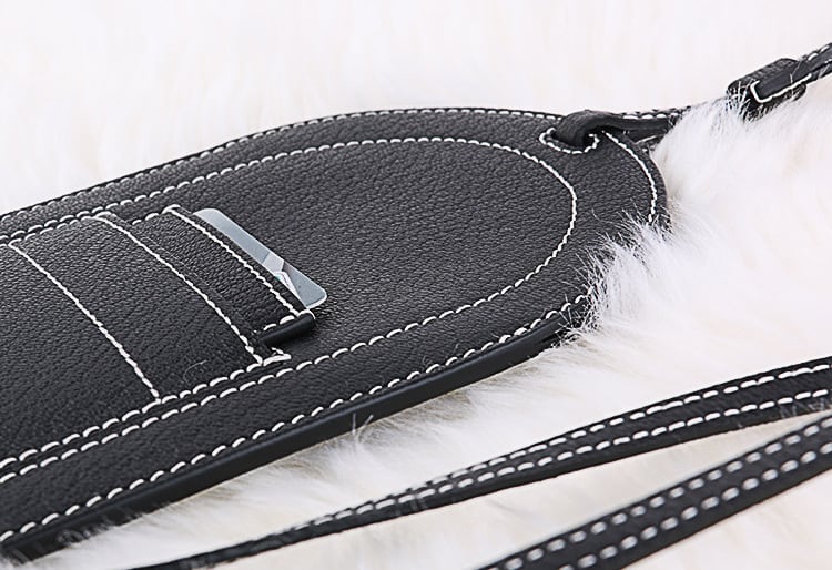 In-the-Loop Phone To Go In Goat Leather | Phone Pouch