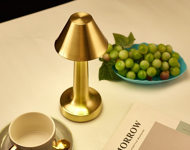 Triangle Mushroom Cocktail Table Lamp