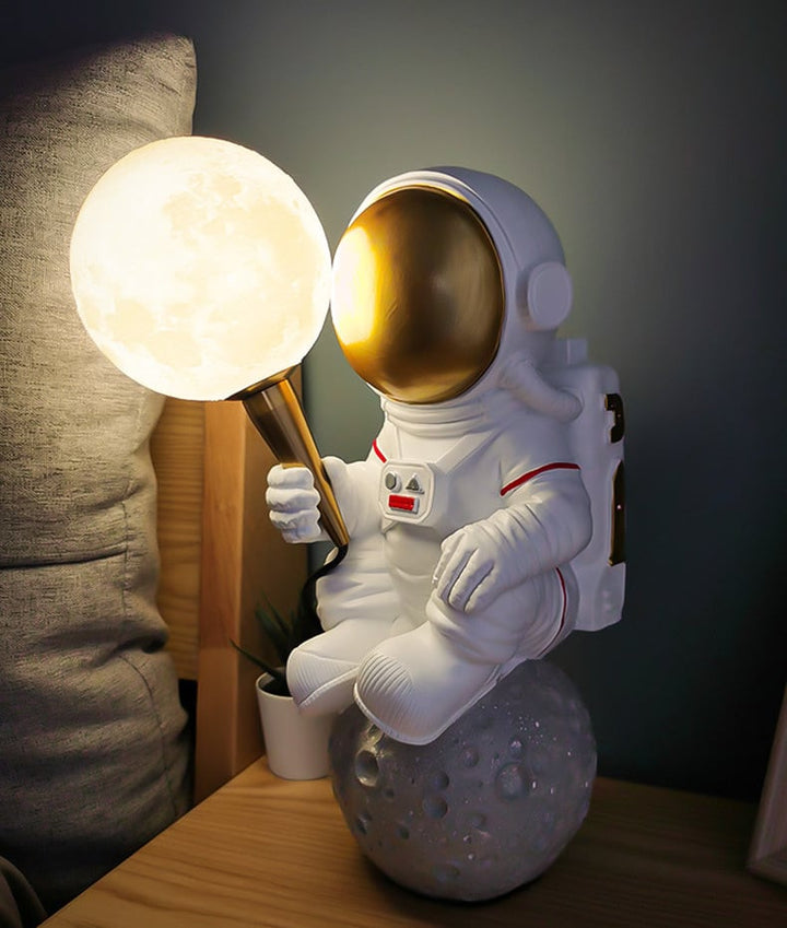 Resin Spaceman Decorative Table Lamp