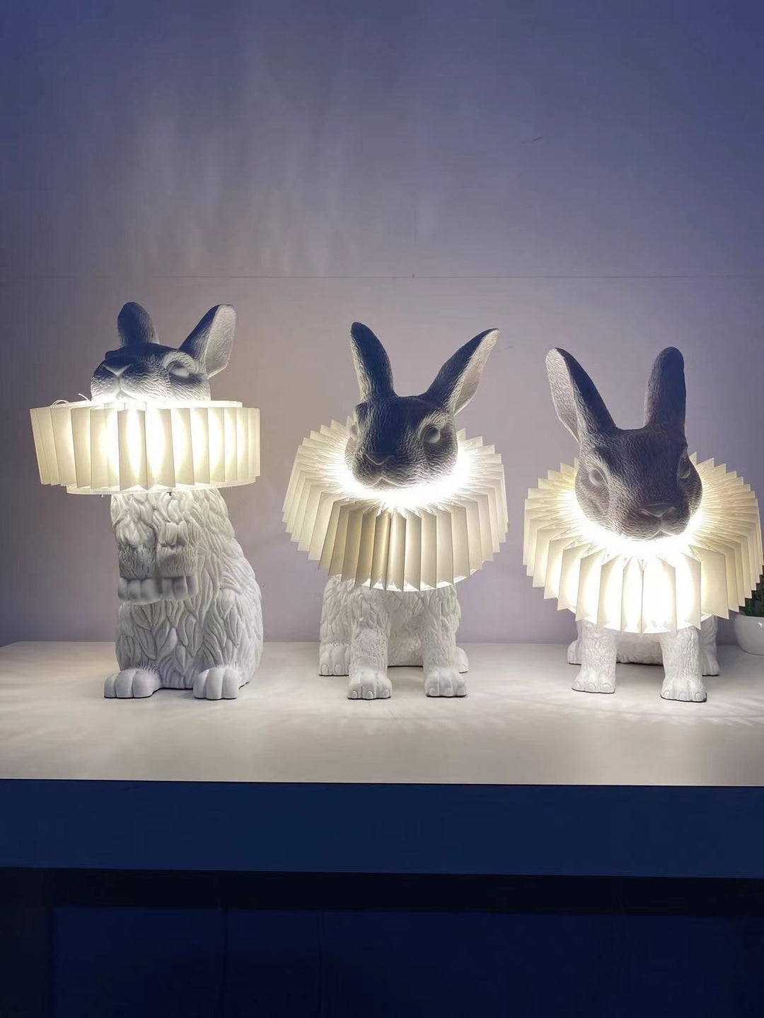 Resin Rabbit Decorative Table Lamp